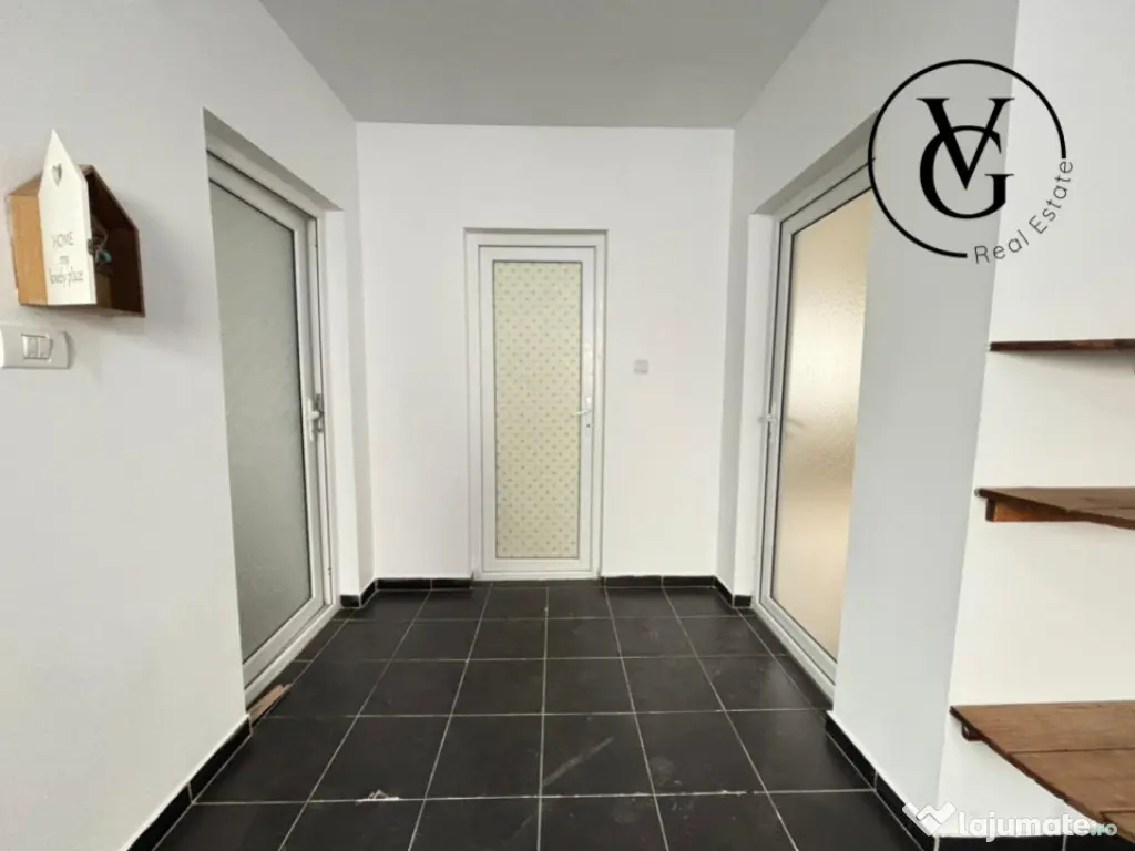 Casa la sol, 3 camere - 160 mp - Navodari 