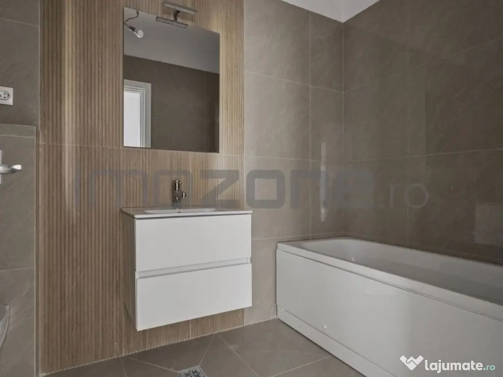 62 mp, etaj 4/10, LANGA METROU, finisat modern, COMISION ... 