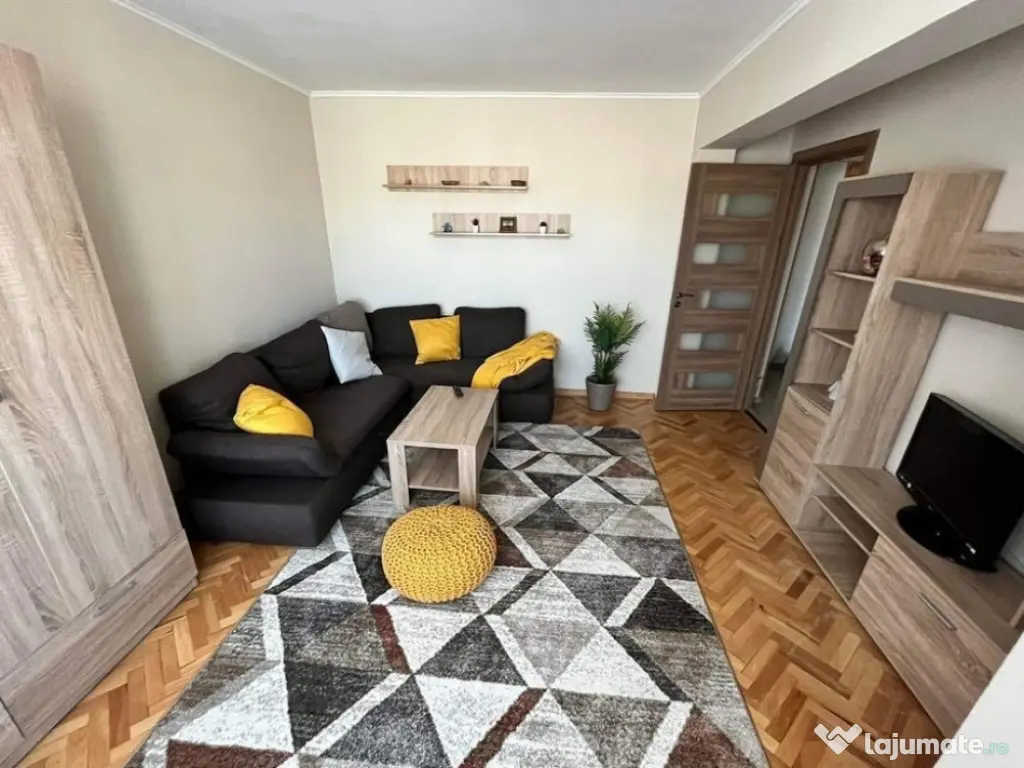 2 Camere zona Constructorilor