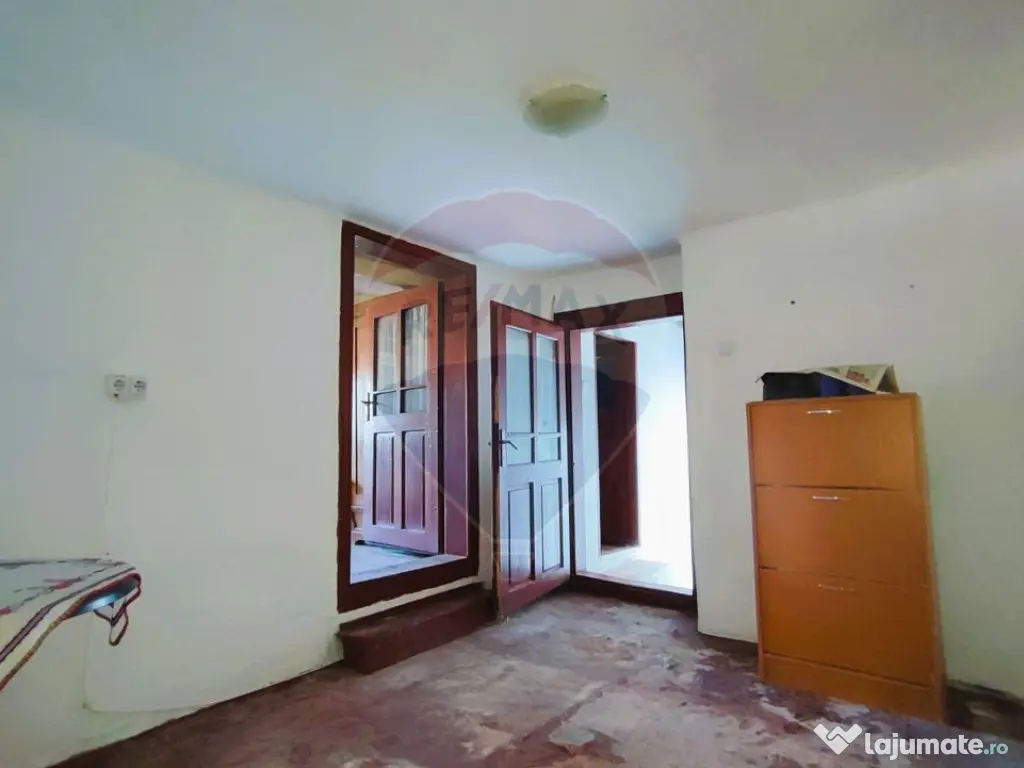 Casă / Vilă cu 2 camere de vânzare