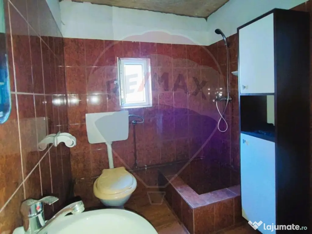 Casă / Vilă cu 2 camere de vânzare