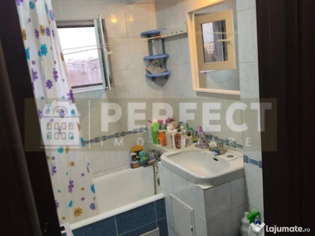 Ap.3 camere 9 Mai DECOM. Pret 73900 euro 
