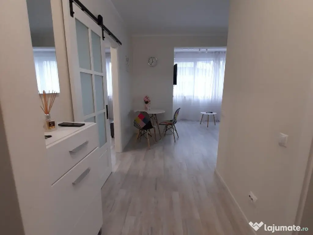 Apartament 2 camere zona Avram Iancu 