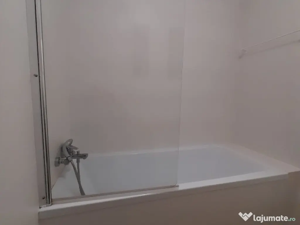 Apartament 2 camere zona Avram Iancu 