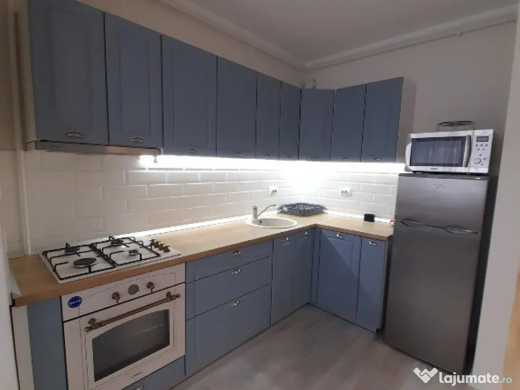 Apartament 2 camere zona Avram Iancu 