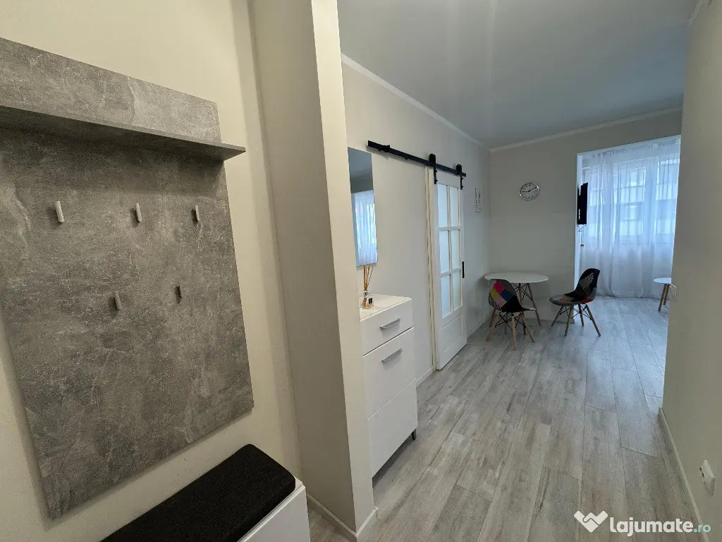 Apartament 2 camere zona Avram Iancu 