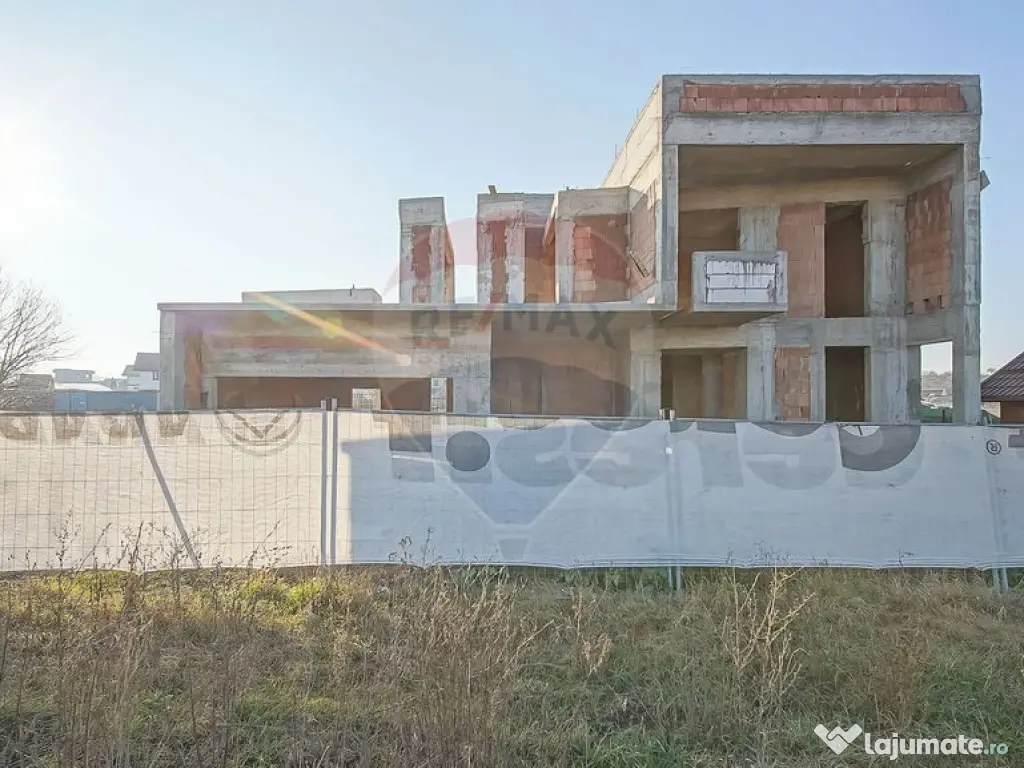 Vilă cu 3 camere, la roșu | Proiect modern – Poiana C... 