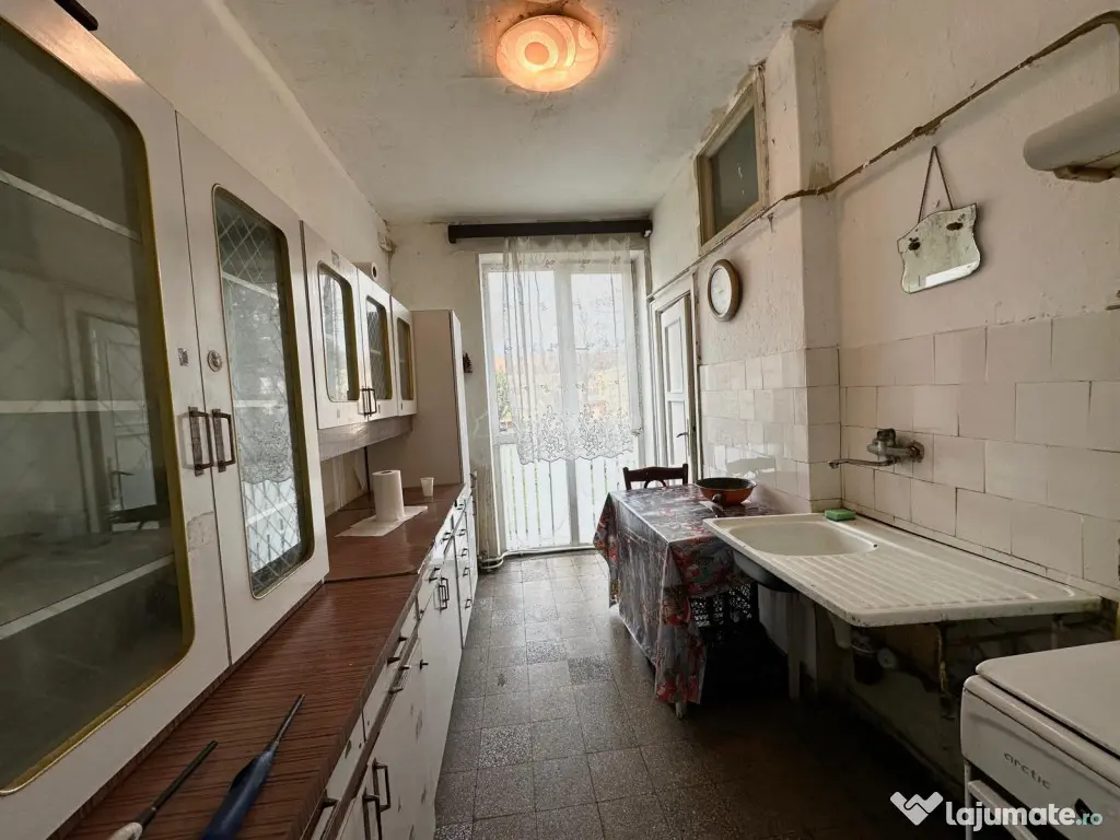 Resita, Apt.3 cam, Cf.1 sporit.Lunca 