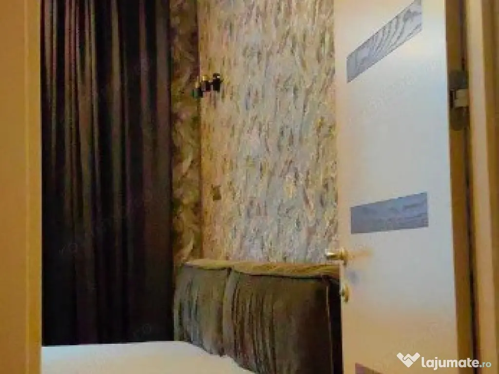 Inchiriere apartament zona Damaroaia