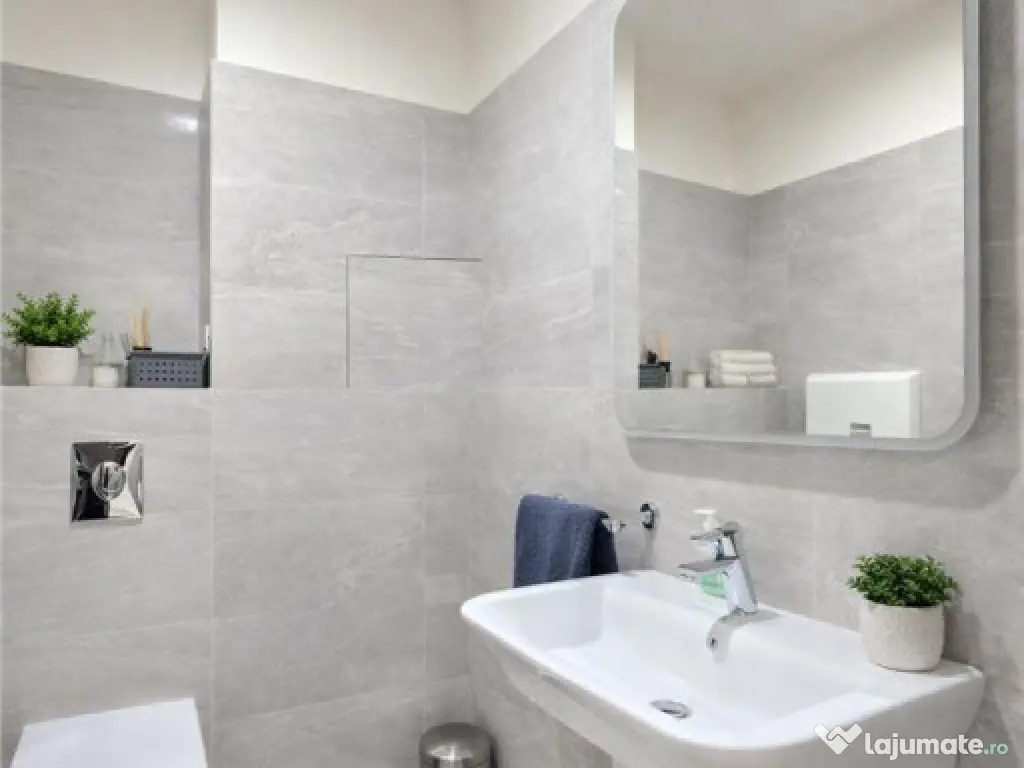 Spatiu de elita, avize conforme, potential imediat,Tractorul 