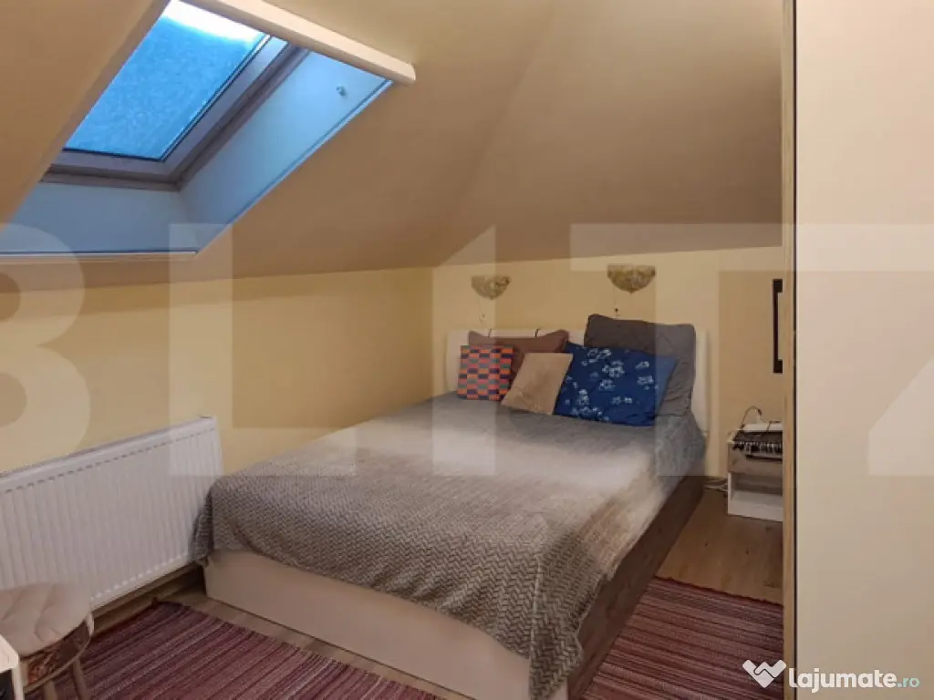 Apartament la mansarda, cu 3 camere, 60 de mp, in zona Teilo