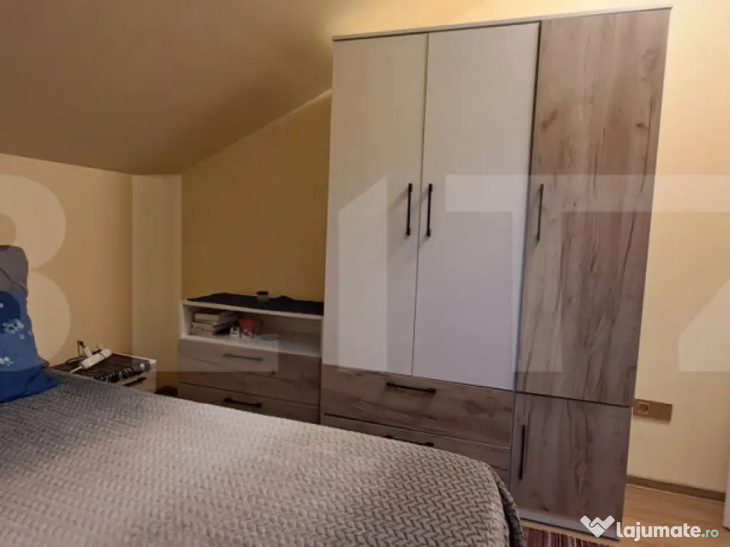 Apartament la mansarda, cu 3 camere, 60 de mp, in zona Teilo