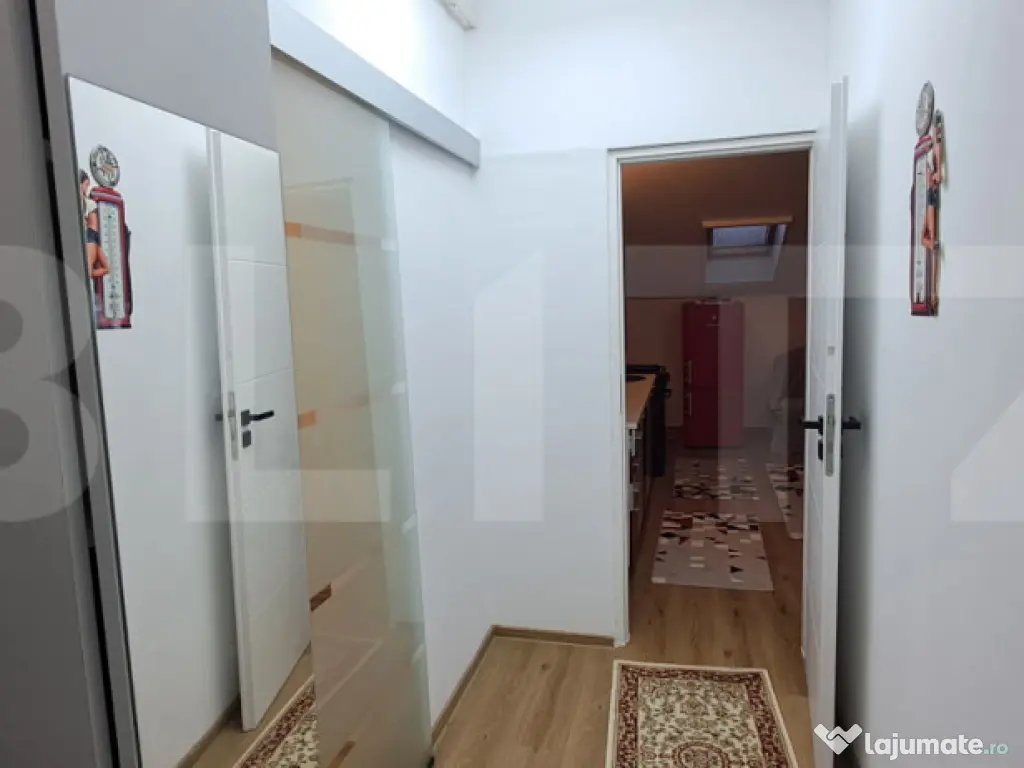 Apartament la mansarda, cu 3 camere, 60 de mp, in zona Teilo