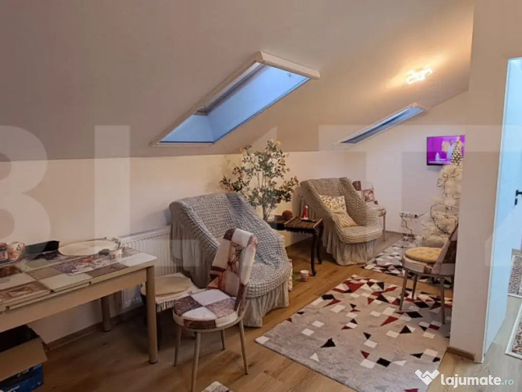 Apartament la mansarda, cu 3 camere, 60 de mp, in zona Teilo