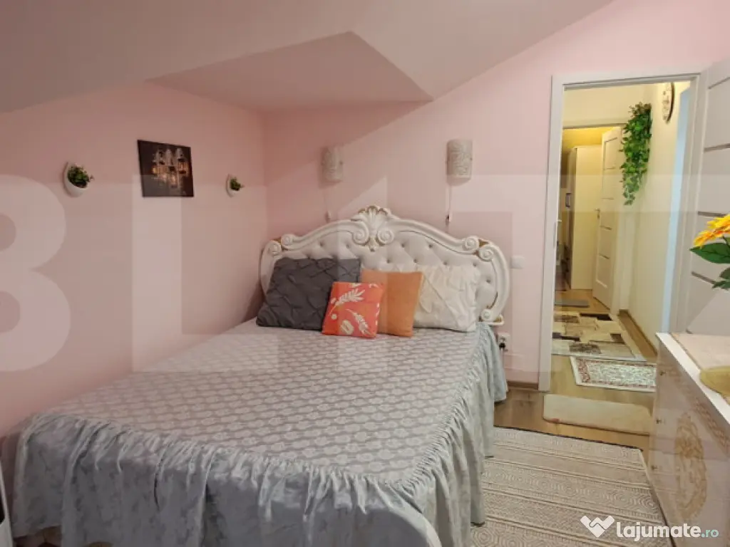 Apartament la mansarda, cu 3 camere, 60 de mp, in zona Teilo