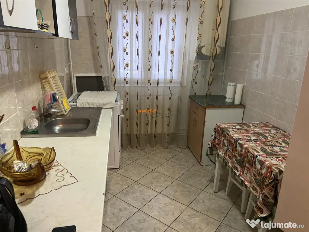 Apartament 2 camere ,56 mp, zona Longinescu , decomandat, im 