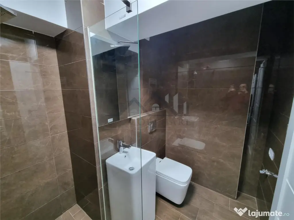 Apartament cu 2 camere de inchiriat