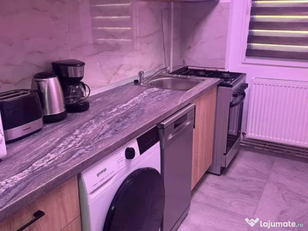 Apartament cu 2 camere, suprafata de 55 mp, str. Zizinului, 