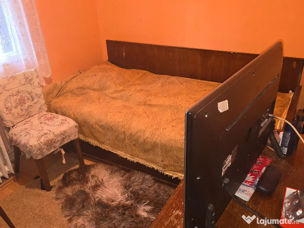 Vand apartament de 4 camere decomandat in Deva, etaj 2, zona Bejan, 