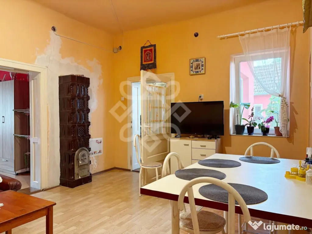 Casa cu teren la 22 km de Oradea, Santaul Mare, Bihor 