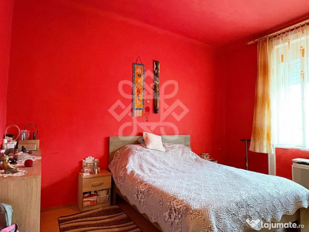 Casa cu teren la 22 km de Oradea, Santaul Mare, Bihor 