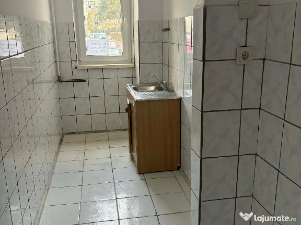 Apartament de 2 camere zona Gemenii, 