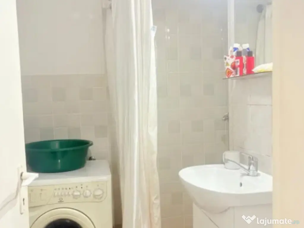 Garsoniera semidecomandata - zona Astra