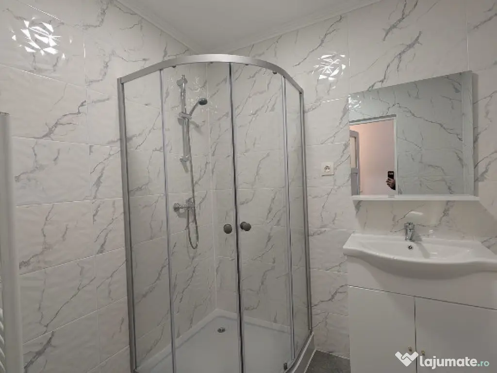 Apartament 4 camere ,zona Florilor,finisat 