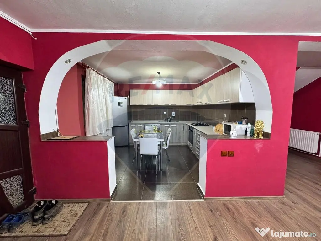 Vila la cheie complet mobilată și utilată