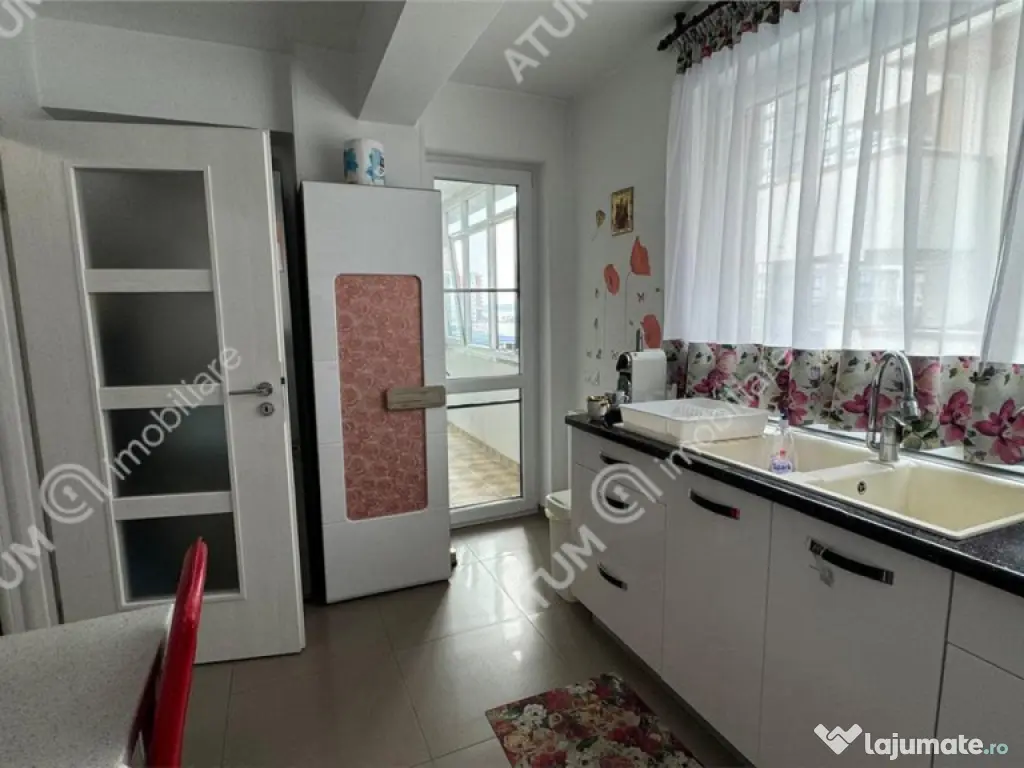 Apartament 4 camere 102 mp etaj 3 Doamna Stanca 