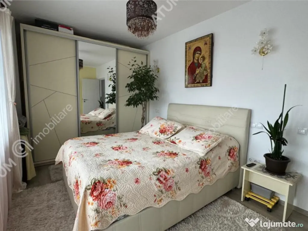 Apartament 4 camere 102 mp etaj 3 Doamna Stanca 