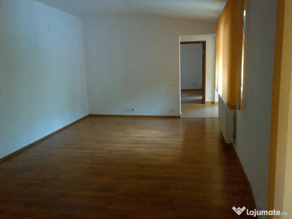 Vila Dacia-Eminescu, 4 camere, curte, ideala birou, 