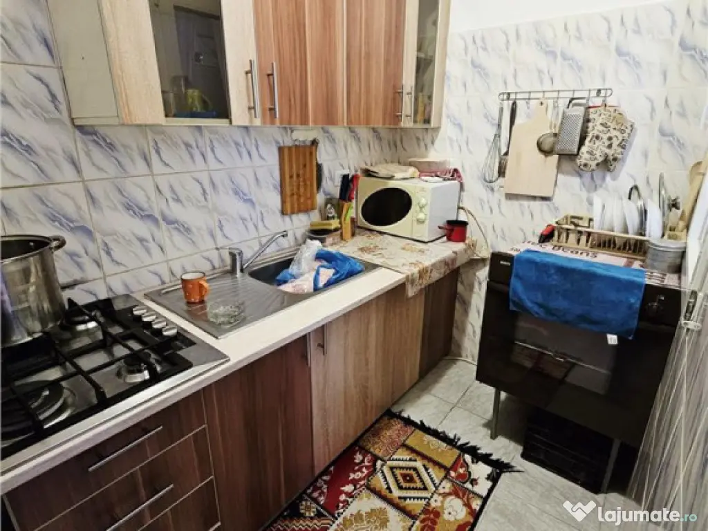 Garsoniera mobilata si utilata ASTRA 