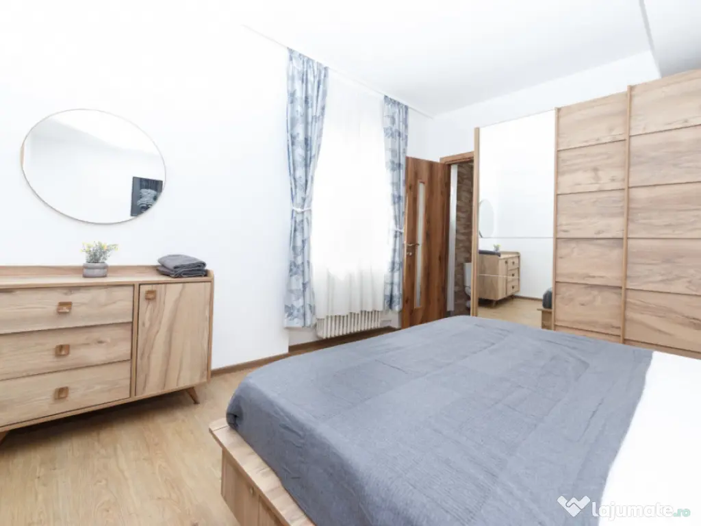 Apartament de închiriat – Universitate | 2 camere | Teras 