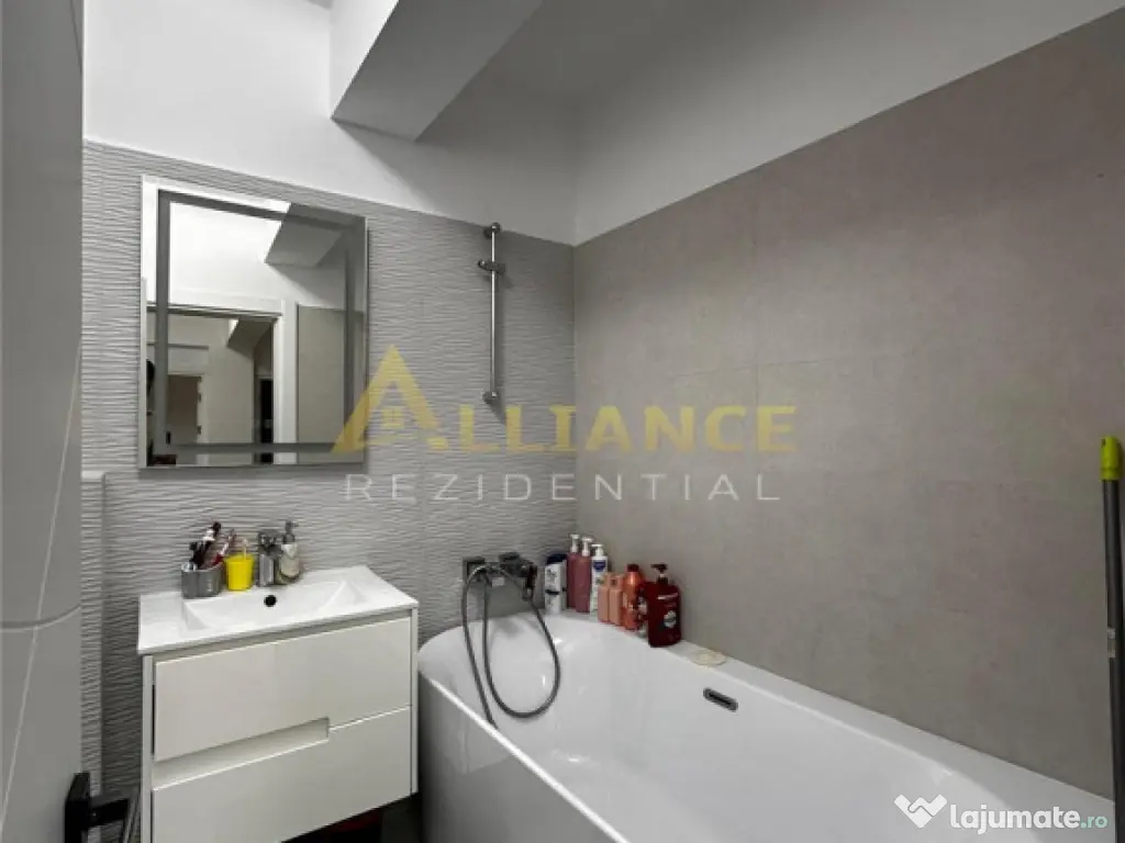 Apartament 3 camere - Mobilat si utilat 