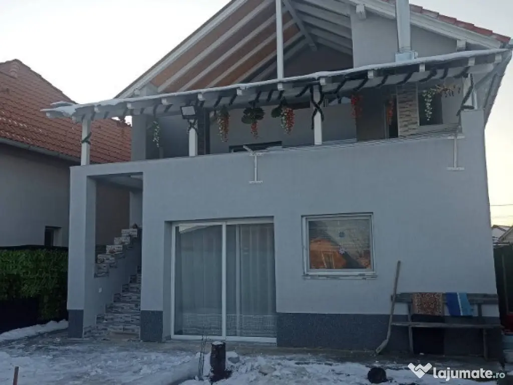 De vânzare casa particulara în Chichis