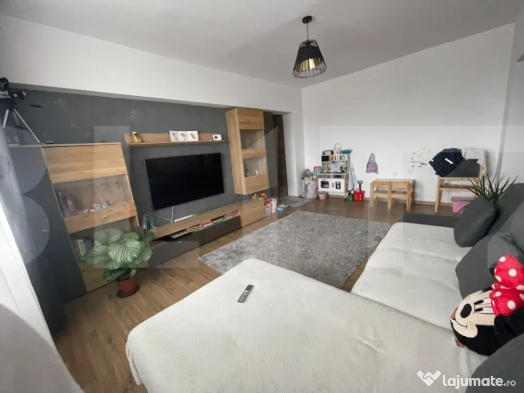 Apartament modern cu 2 camere și balcon mare - Sf.Gheorghe 