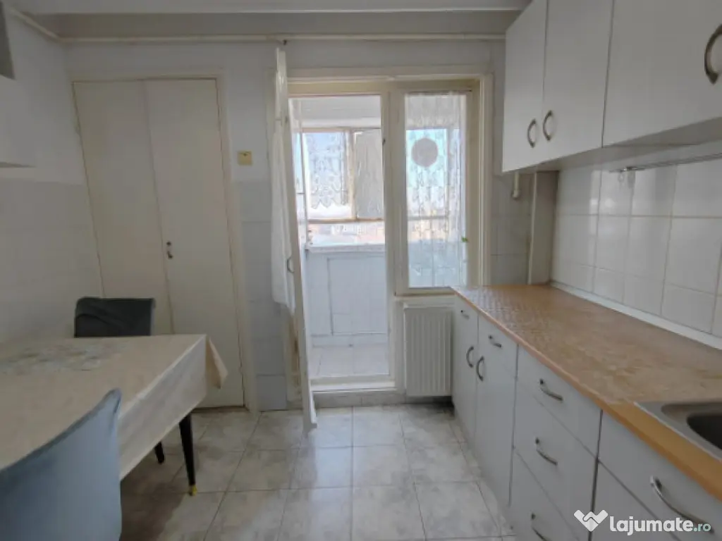 Apartament 3 camere, decomandat, etajul 12/14, Bloc Gioconda 