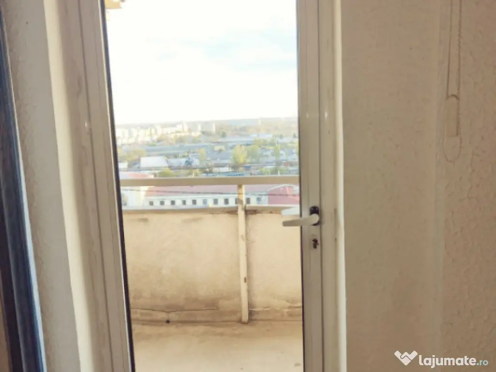 Apartament 3 camere, decomandat, etajul 12/14, Bloc Gioconda 