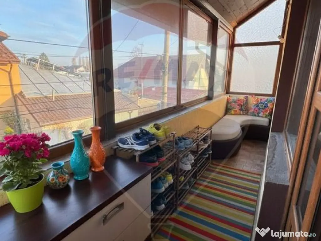 Casă / Vilă cu 5 camere de vânzare în zona Dorobantul