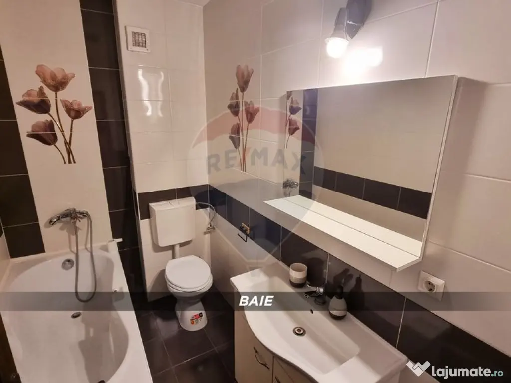 Apartament 3 camere de închiriat bloc nou lift în zona ...