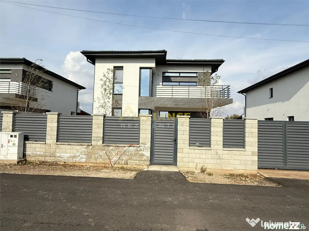 Vile individuale | 4 camere | 2 bai | Curte amenajata | Asfa 