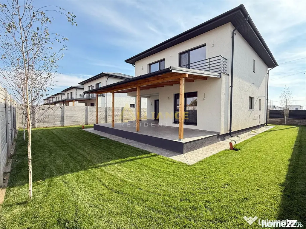 Vile individuale | 4 camere | 2 bai | Curte amenajata | Asfa 