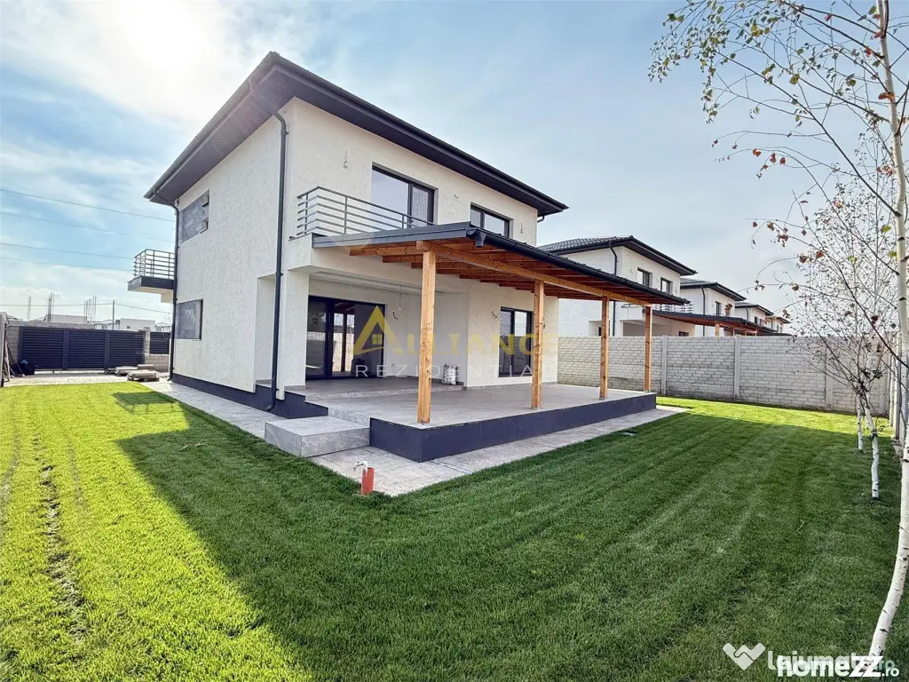 Vile individuale | 4 camere | 2 bai | Curte amenajata | Asfa 