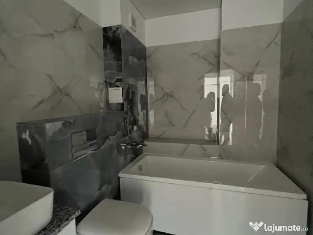 ADAMANT TOWERS, 3 camere, 3B, decomandat, CUG - Nicolina 