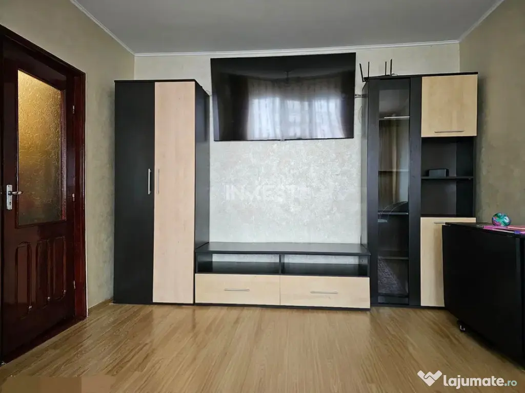 Apartament 2 camere-Podu Ros-sens giratoriu-bloc fara risc 