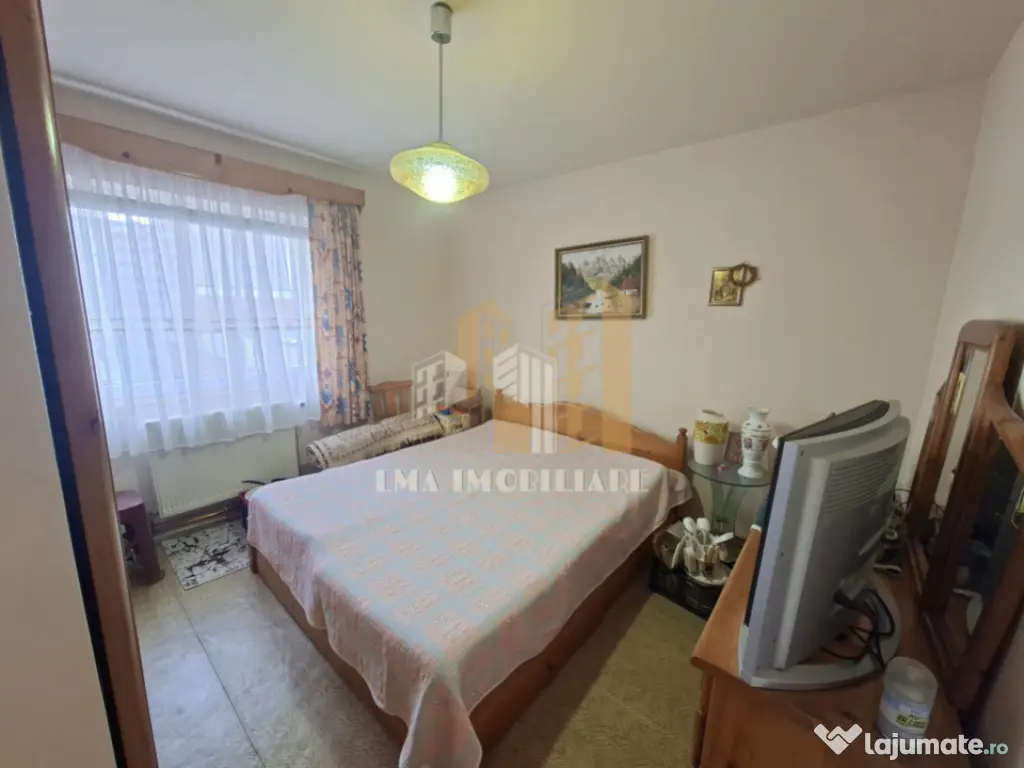 Apartament 3 camere Strada Gloriei Tractoru Brasov