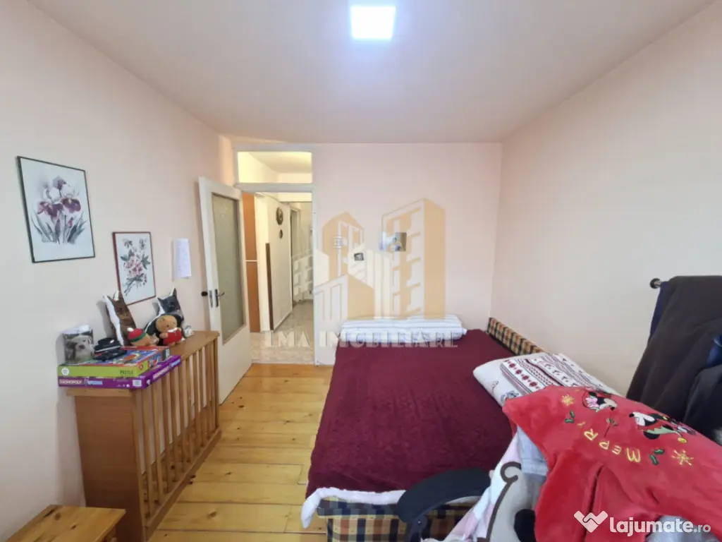 Apartament 3 camere Strada Gloriei Tractoru Brasov