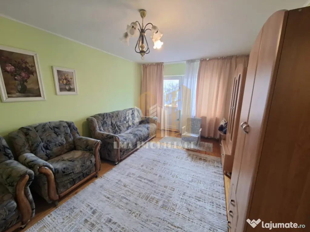 Apartament 3 camere Strada Gloriei Tractoru Brasov