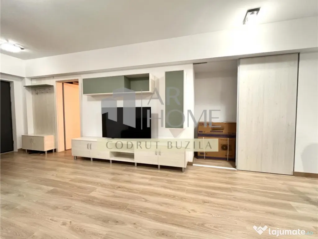 Apartament 2 camere, bloc nou, parcare privata, zona central 